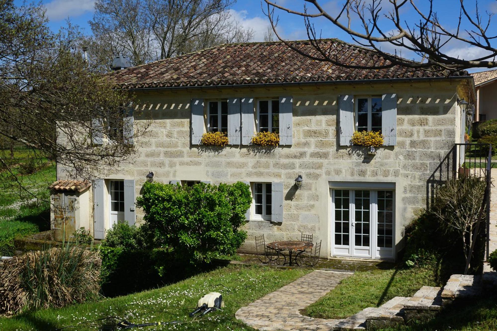 Moulin Notre Dame Hotel Saint-Genès-de-Castillon Exterior foto
